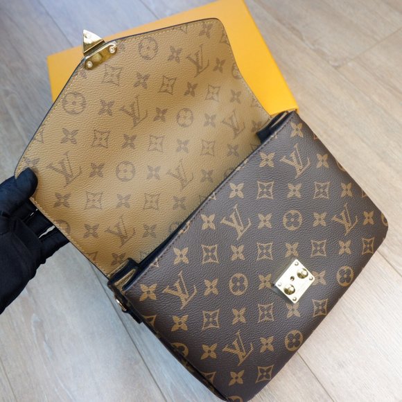 Louis Vuitton POCHETTE MÉTIS bag - Picture 3 of 9